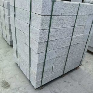 沈阳 芙蓉白火烧两面路沿石