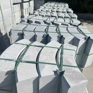 沈阳 芝麻灰弧形路沿石