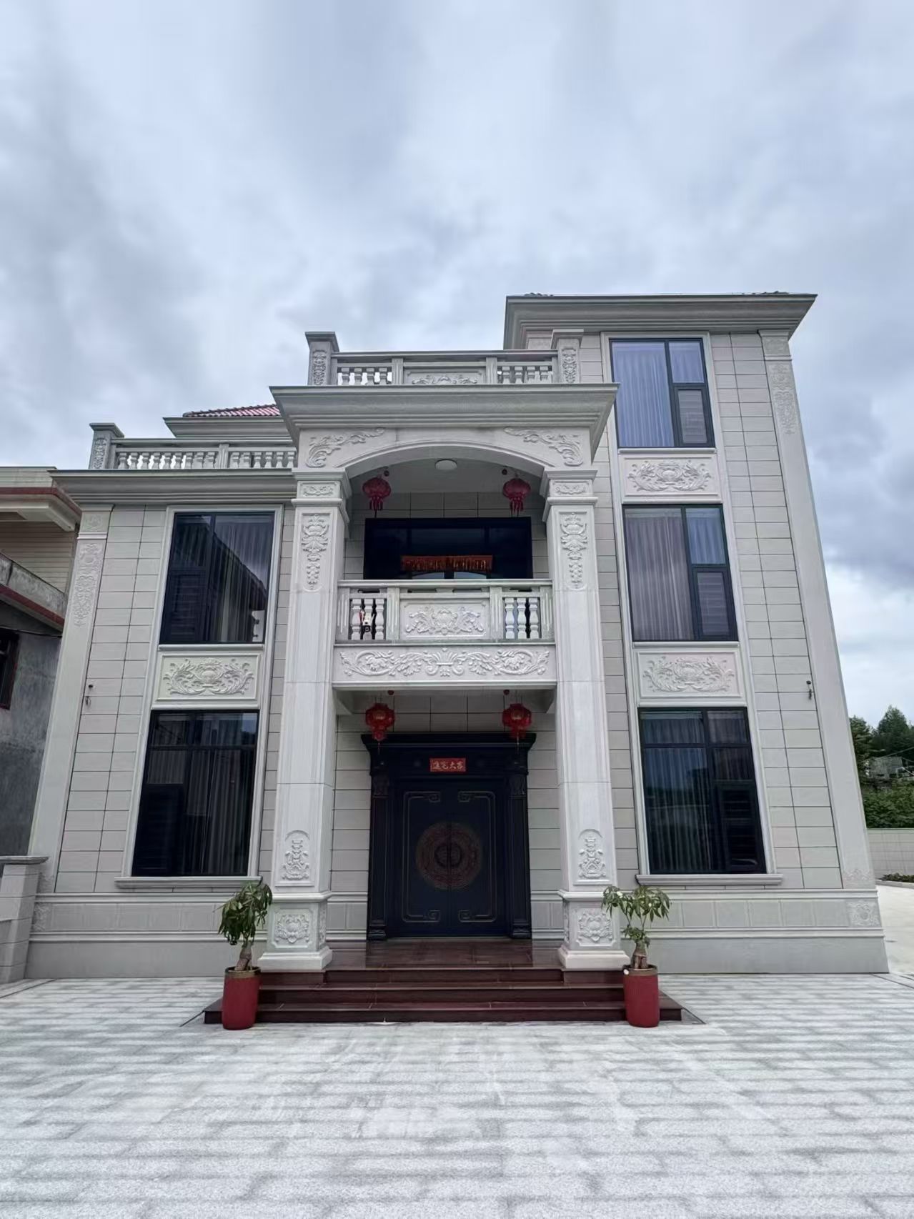 沈阳 芝麻白石材别墅干挂案例展示